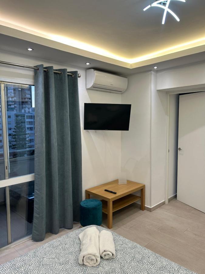 Studio Appartament Bright City Nuevo! ตอร์เรโมลิโนส ภายนอก รูปภาพ